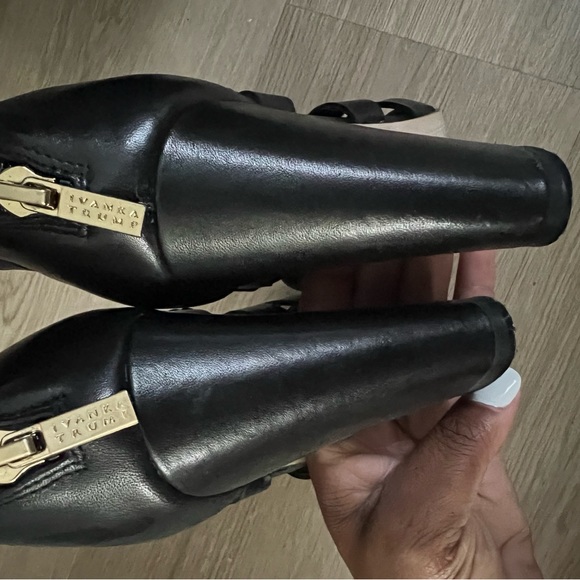 Shoes - Picture 5 of 6